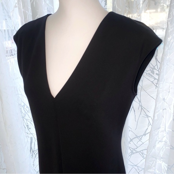 THE ROW BLACK V-NECK SLEEVELESS JEANE MIDI DRESS - Picture 4 of 12